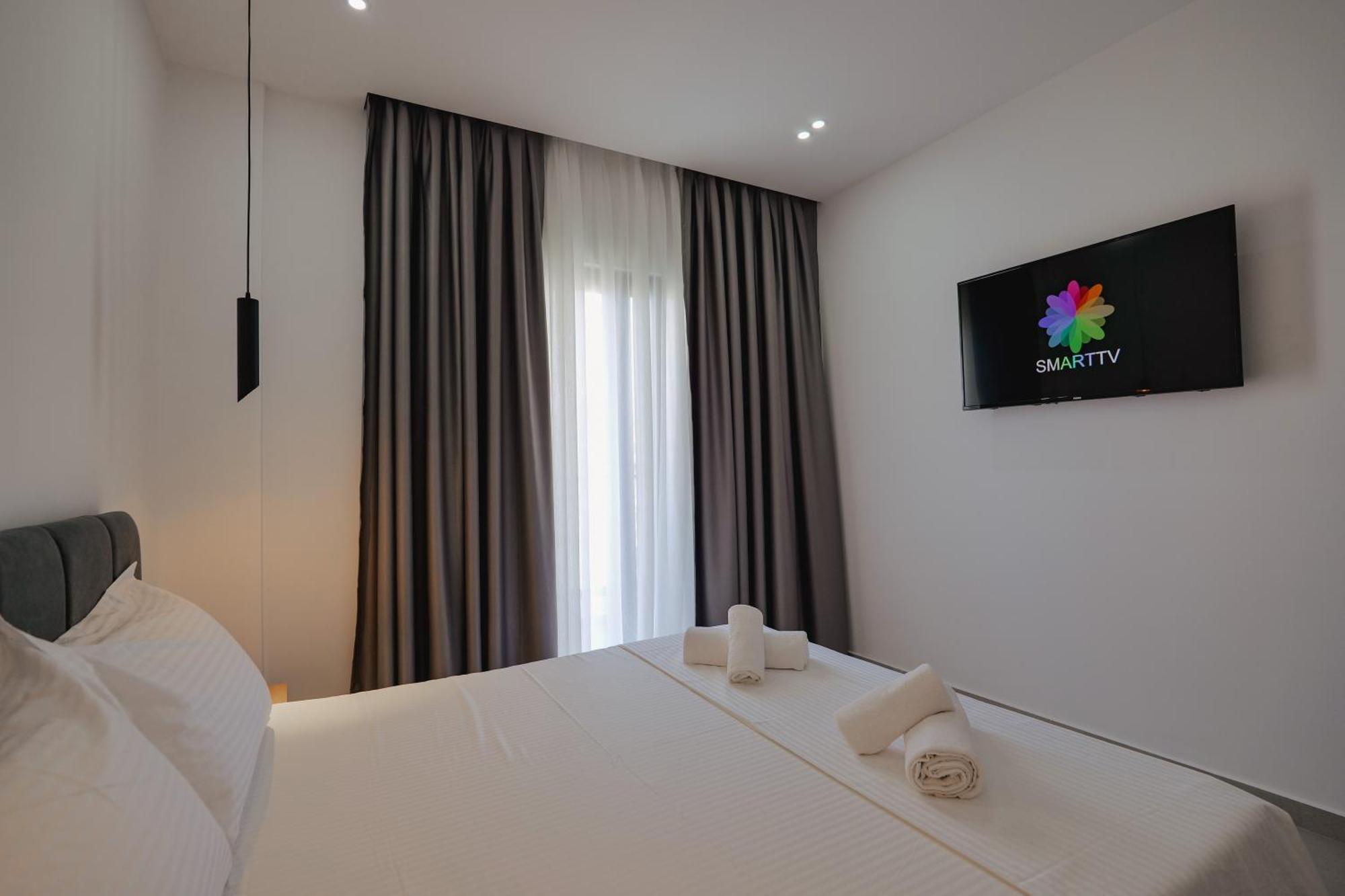 Hotel Edola Sarandë Buitenkant foto