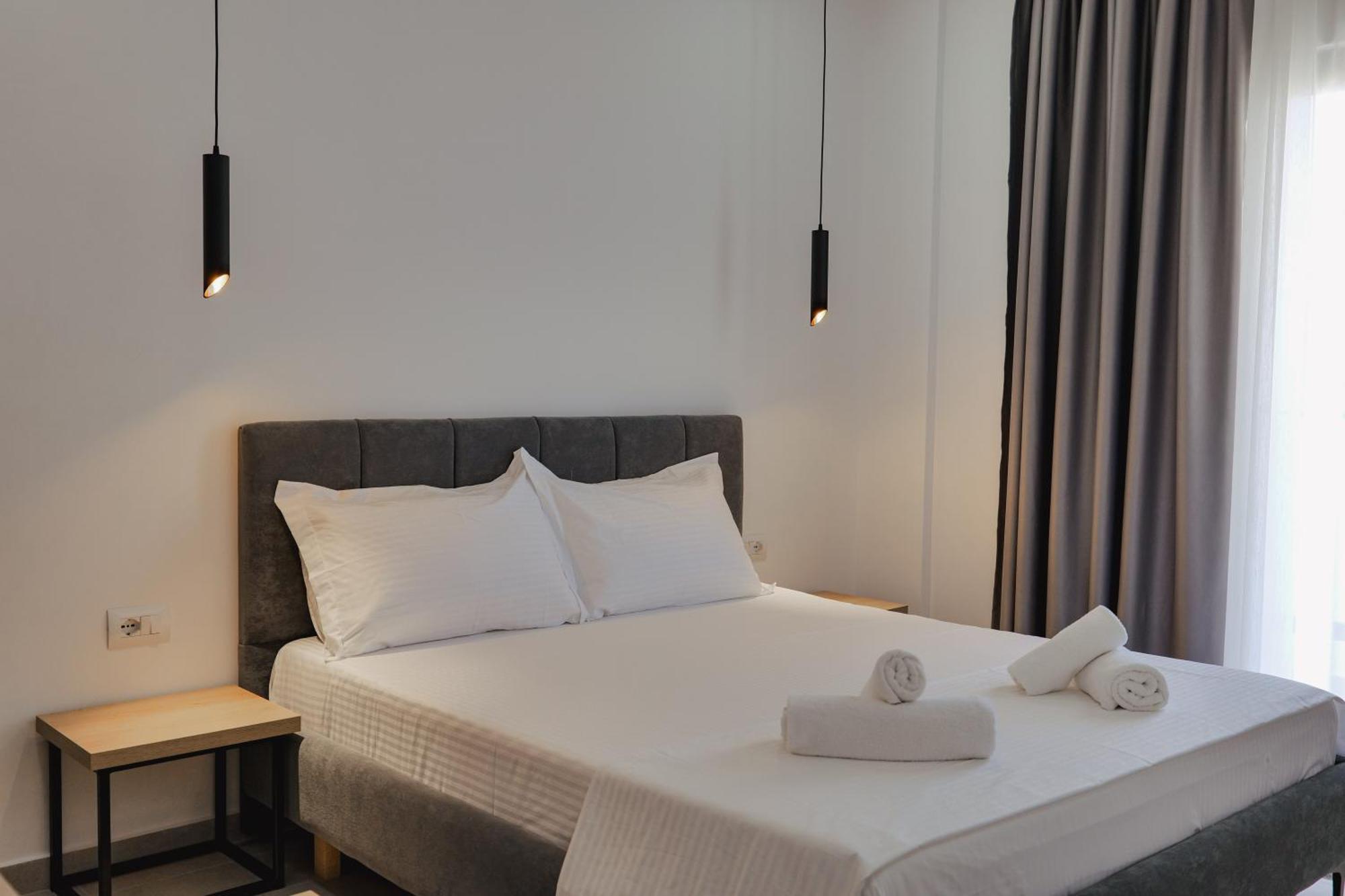 Hotel Edola Sarandë Buitenkant foto